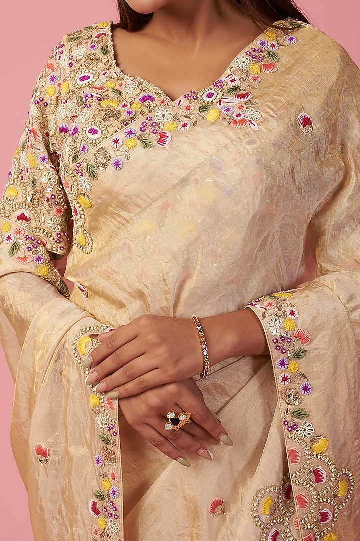 Gold Embroidered Wedding Saree Set by SURBHI SHAH at Pernia's Pop Up Shop