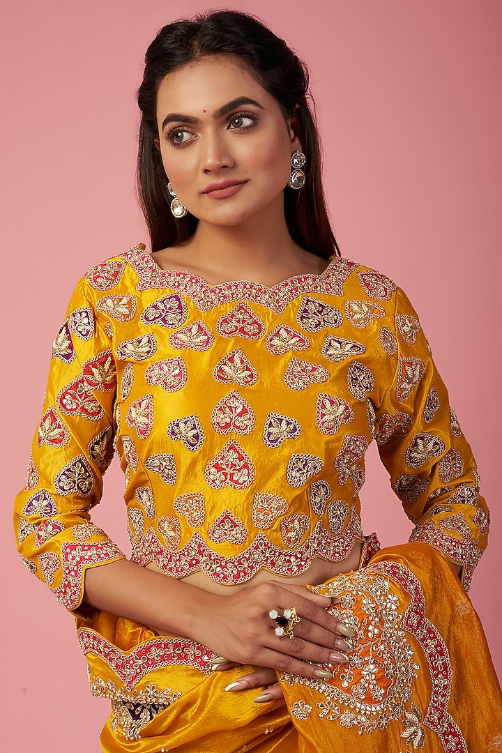 Shaded Yellow Embroidered Reception Saree Set by SURBHI SHAH at Pernia's Pop Up Shop