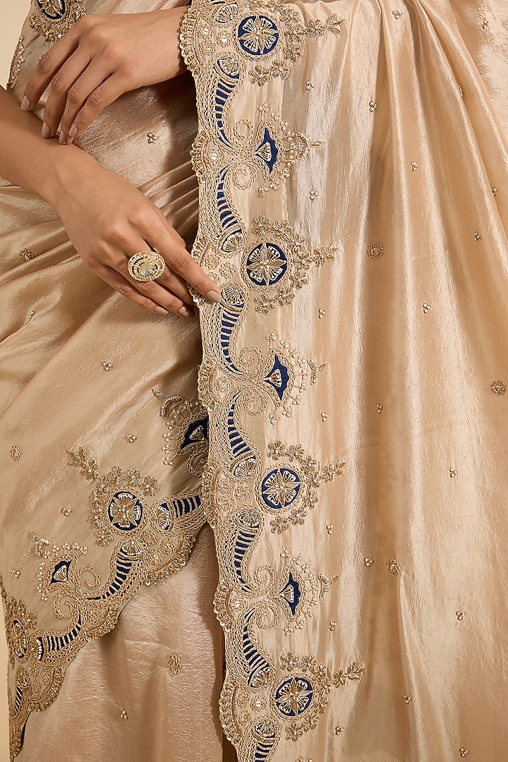 Silver Kora Silk Marori Patch Work Reception Saree Set by Surbhi Shah at Pernia's Pop Up Shop