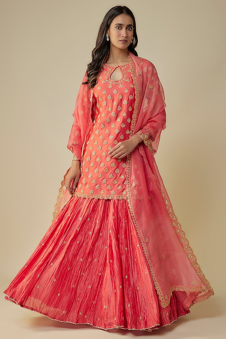 Coral Kora Silk Crushed Skirt Set by SURBHI SHAH at Pernia's Pop Up Shop