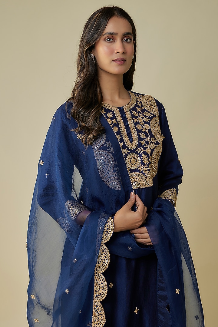 Navy Blue Spun Silk Gota Patti Work Kurta Set by SURBHI SHAH at Pernia's Pop Up Shop
