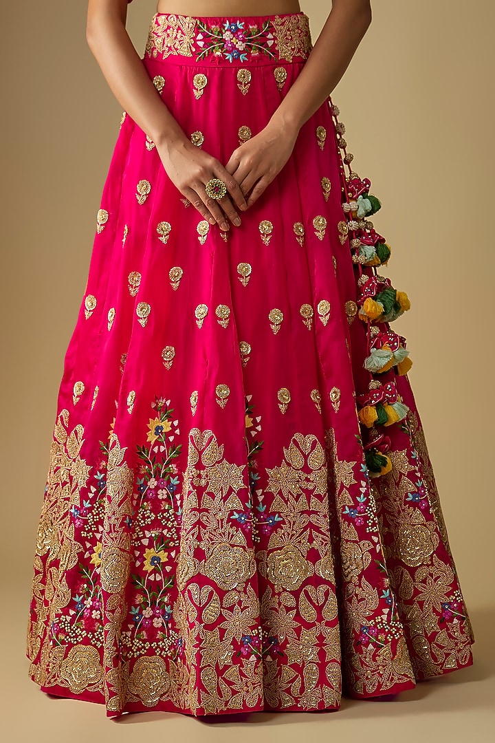 Red Satin Organza Resham Embroidered Bridal Lehenga Set by SURBHI SHAH at Pernia's Pop Up Shop