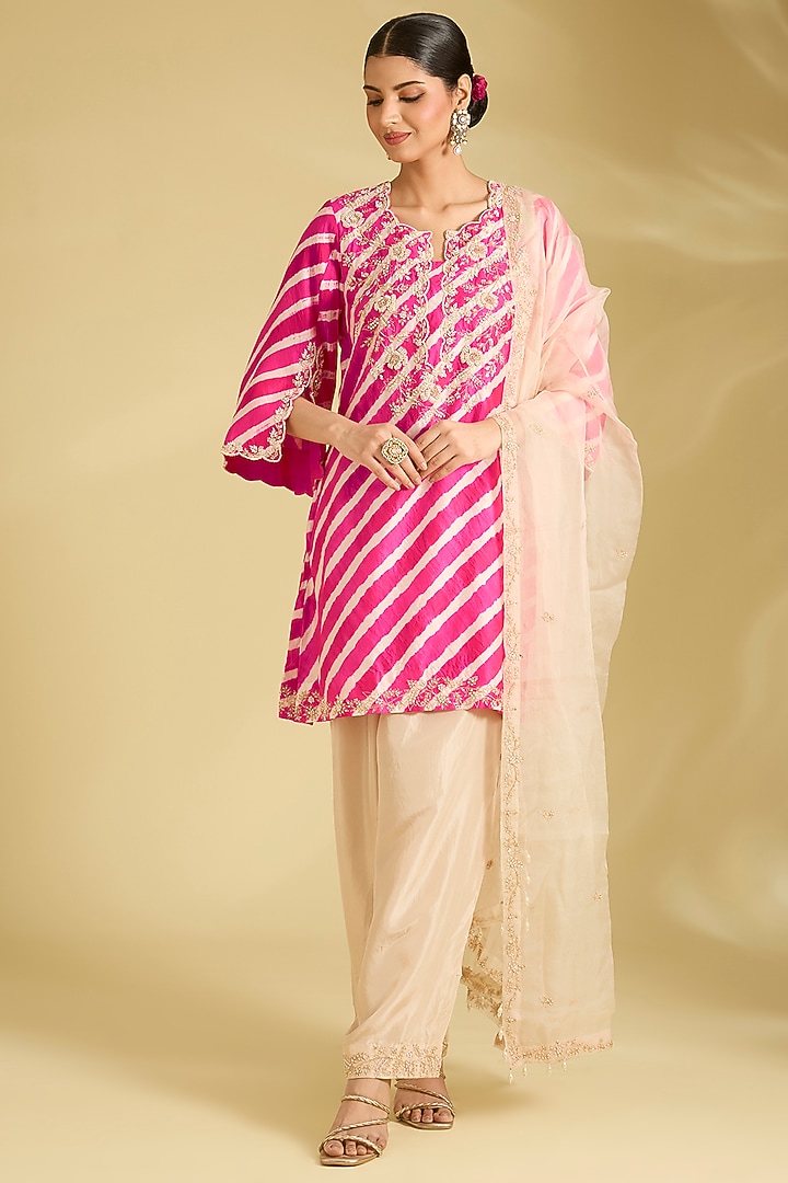 Hot Pink Spun Silk Pearl Work Leheriya Kurta Set by Surbhi Shah at Pernia's Pop Up Shop