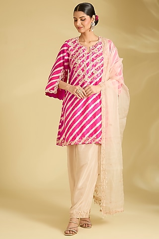 Hot Pink Spun Silk Pearl Work Leheriya Kurta Set by Surbhi Shah