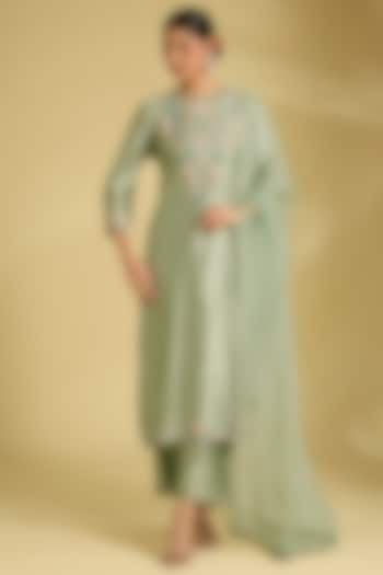 Pista Green Spun Silk Resham Work Kurta Set by Surbhi Shah at Pernia's Pop Up Shop