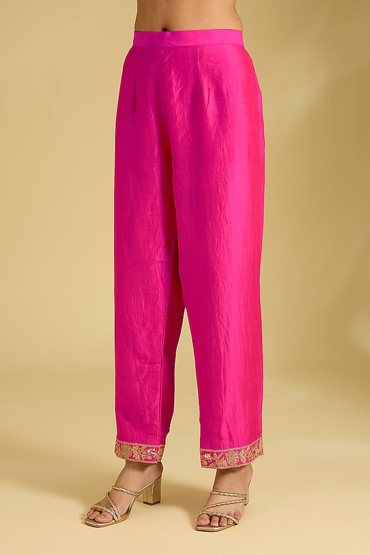 Mustard Spun Silk Zardosi Work Kurta Set by Surbhi Shah at Pernia's Pop Up Shop
