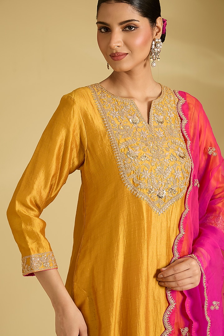 Mustard Spun Silk Zardosi Work Kurta Set by Surbhi Shah at Pernia's Pop Up Shop