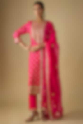 Red Spun Silk Marori Embroidered Kurta Set by SURBHI SHAH at Pernia's Pop Up Shop