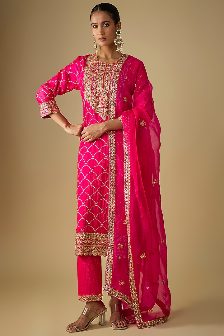 Red Spun Silk Marori Embroidered Kurta Set by SURBHI SHAH at Pernia's Pop Up Shop