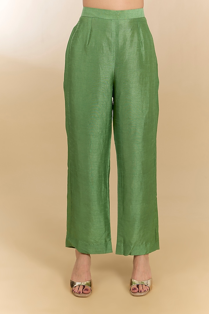 Powder Sage Green Raw Silk Resham Work Kaftan Set by Surbhi Shah at Pernia's Pop Up Shop