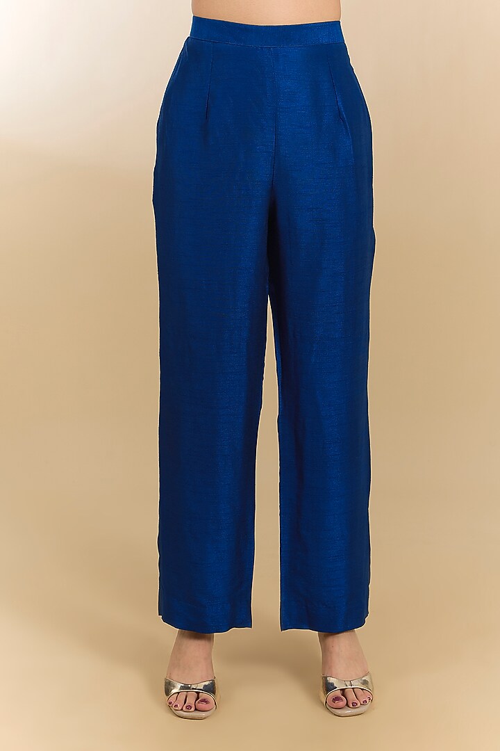 Navy Blue Raw Silk Resham Work Kaftan Set by Surbhi Shah at Pernia's Pop Up Shop