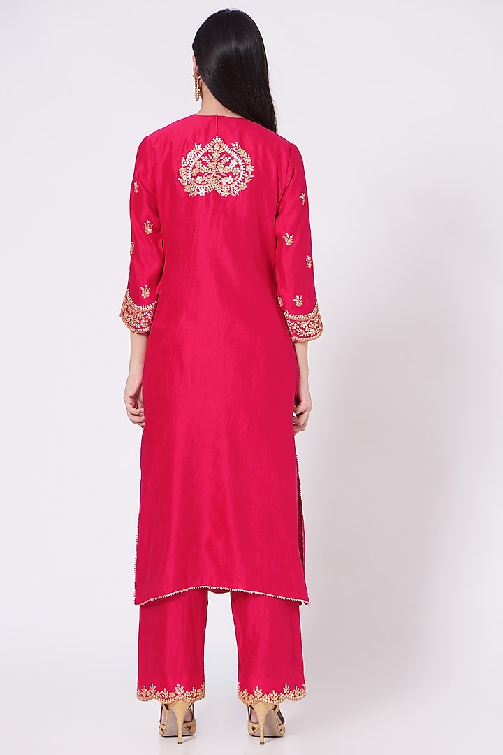 Red Hand Embroidered Kurta Set by SURBHI SHAH at Pernia's Pop Up Shop