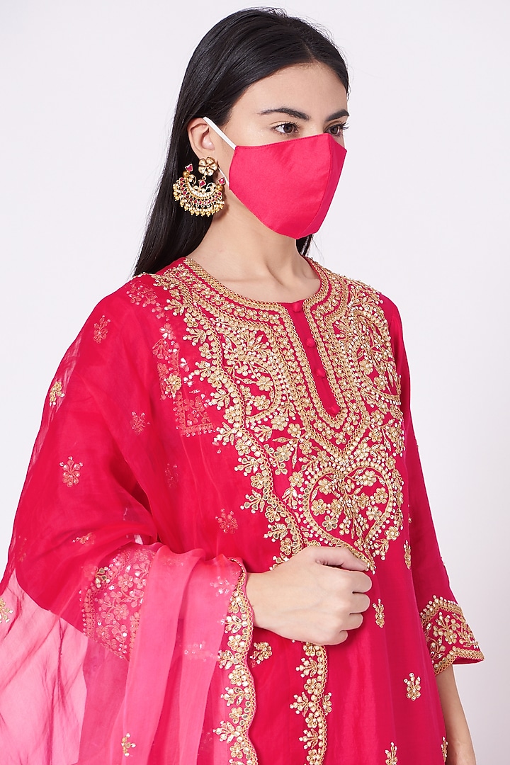 Red Hand Embroidered Kurta Set by SURBHI SHAH at Pernia's Pop Up Shop
