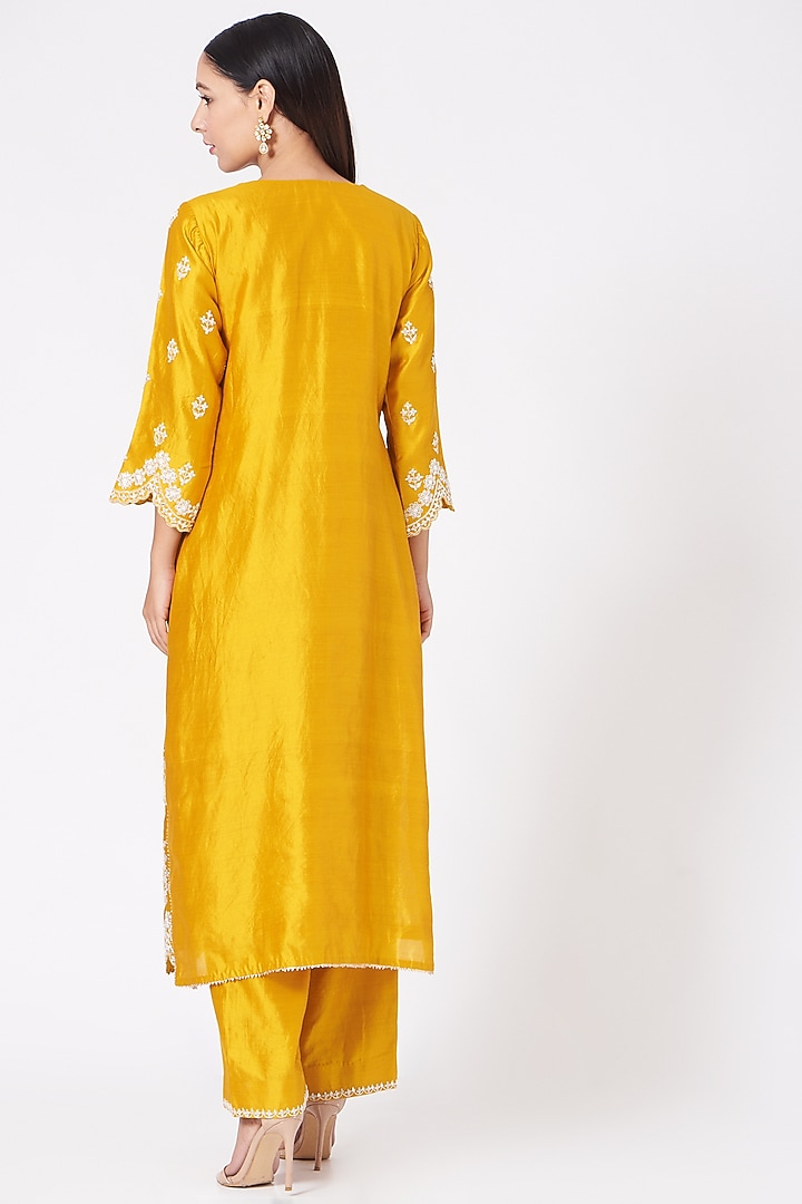 Citrus Yellow Hand Embroidered Kurta Set by SURBHI SHAH at Pernia's Pop Up Shop