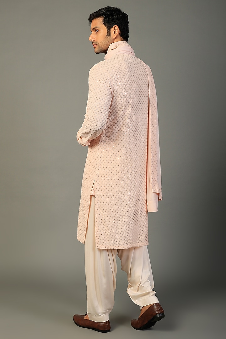Peach Pink Embellished Kurta Set With Stole by SALIL BHATIA at Pernia's Pop Up Shop