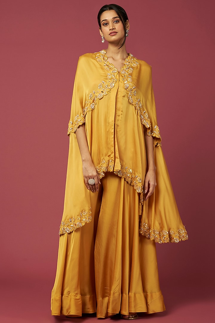 Yellow Embroidered Cape Set by SURBHI SHAH at Pernia's Pop Up Shop