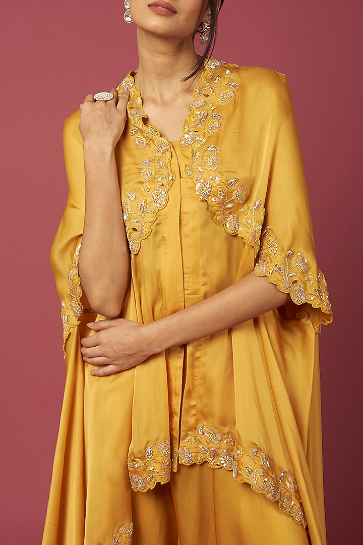Yellow Embroidered Cape Set by SURBHI SHAH at Pernia's Pop Up Shop
