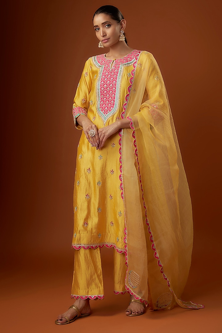 Yellow Pure Spun Silk Marori Embroidered Kurta Set by SURBHI SHAH at Pernia's Pop Up Shop