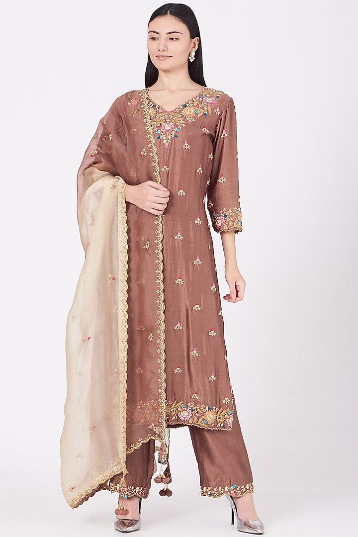 Brown Hand Embroidered Kurta Set by SURBHI SHAH at Pernia's Pop Up Shop