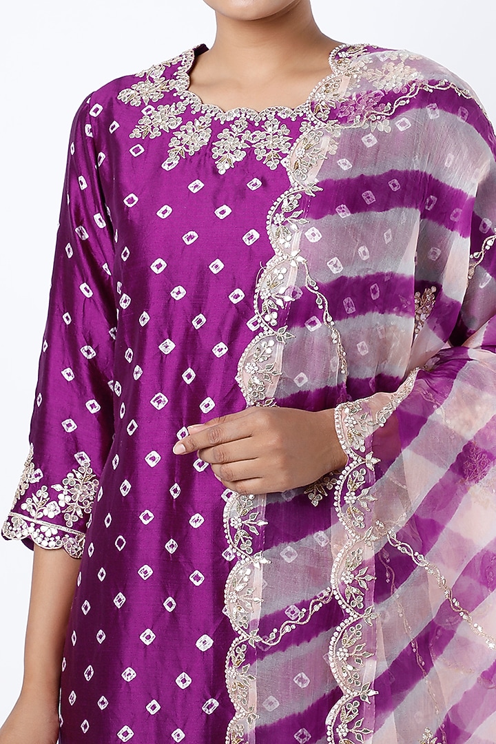 Plum Purple Spun Silk Bandhani Printed Kurta Set by SURBHI SHAH at Pernia's Pop Up Shop