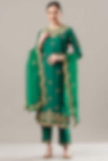 Bottle Green Embroidered Kurta Set by SURBHI SHAH at Pernia's Pop Up Shop