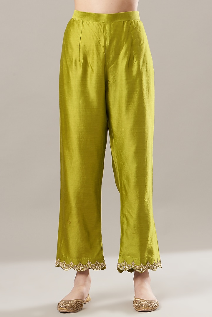 Green Kurta Set With Embroidery by SURBHI SHAH at Pernia's Pop Up Shop