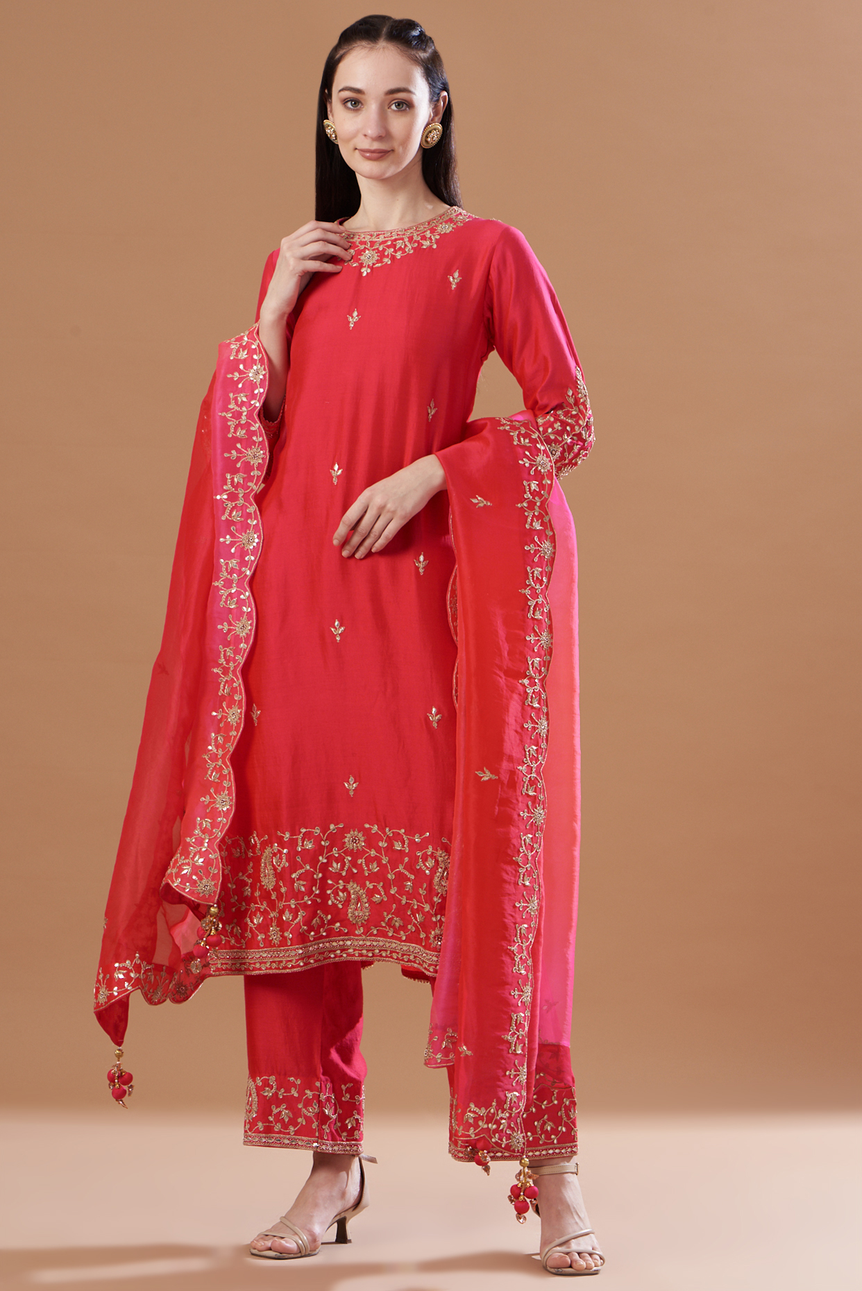 Red Embroidered Kurta Set by SURBHI SHAH at Pernia's Pop Up Shop