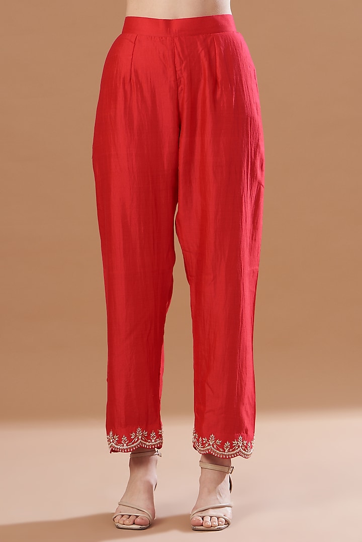 Red Hand Embroidered Kurta Set by SURBHI SHAH at Pernia's Pop Up Shop