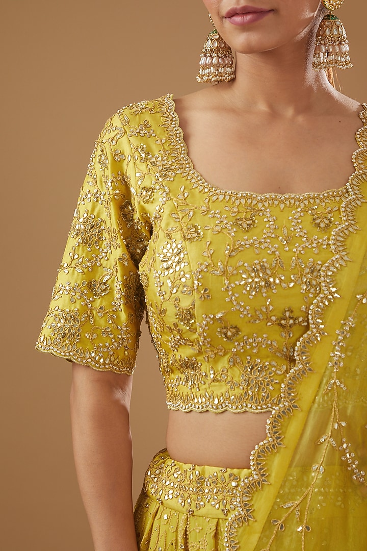 Yellow Pure Spun Silk Hand Embroidered Lucknowi Wedding Lehenga Set by SURBHI SHAH at Pernia's Pop Up Shop