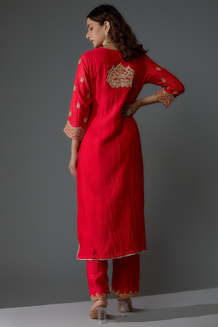 Red Pure Spun Silk Hand Embroidered Kurta Set by SURBHI SHAH at Pernia's Pop Up Shop