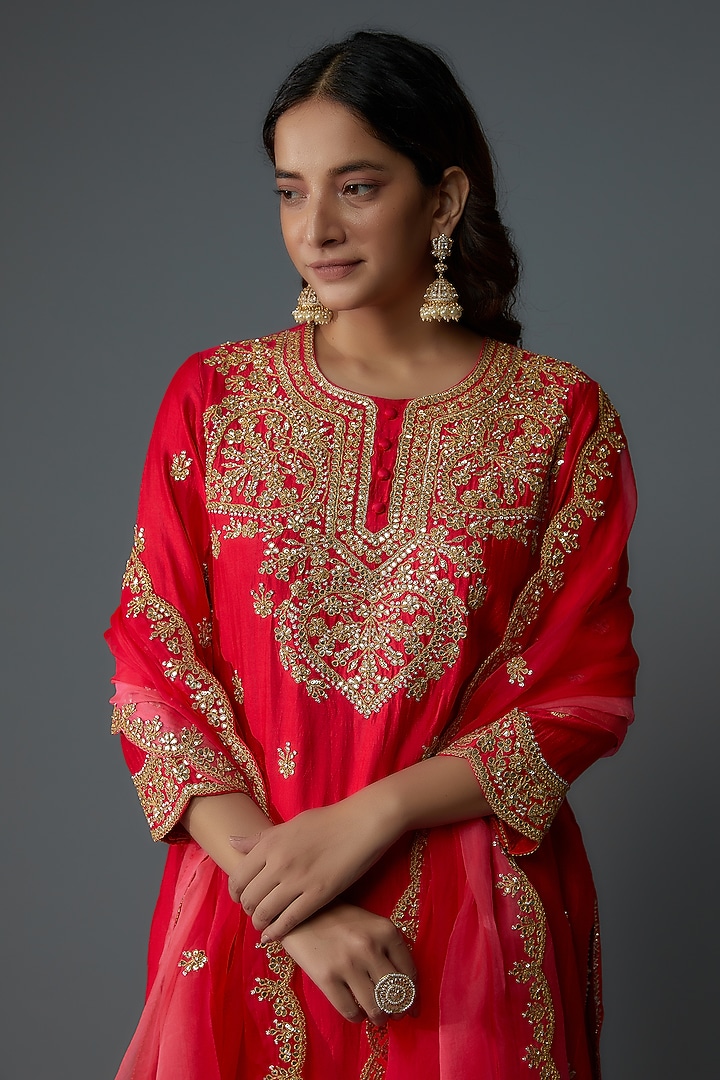 Red Pure Spun Silk Hand Embroidered Kurta Set by SURBHI SHAH at Pernia's Pop Up Shop