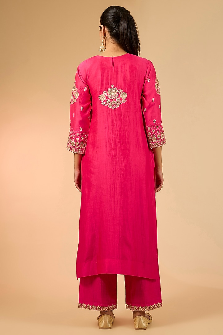 Strawberry Red Spun Silk Marori Work Kurta Set by Surbhi Shah at Pernia's Pop Up Shop