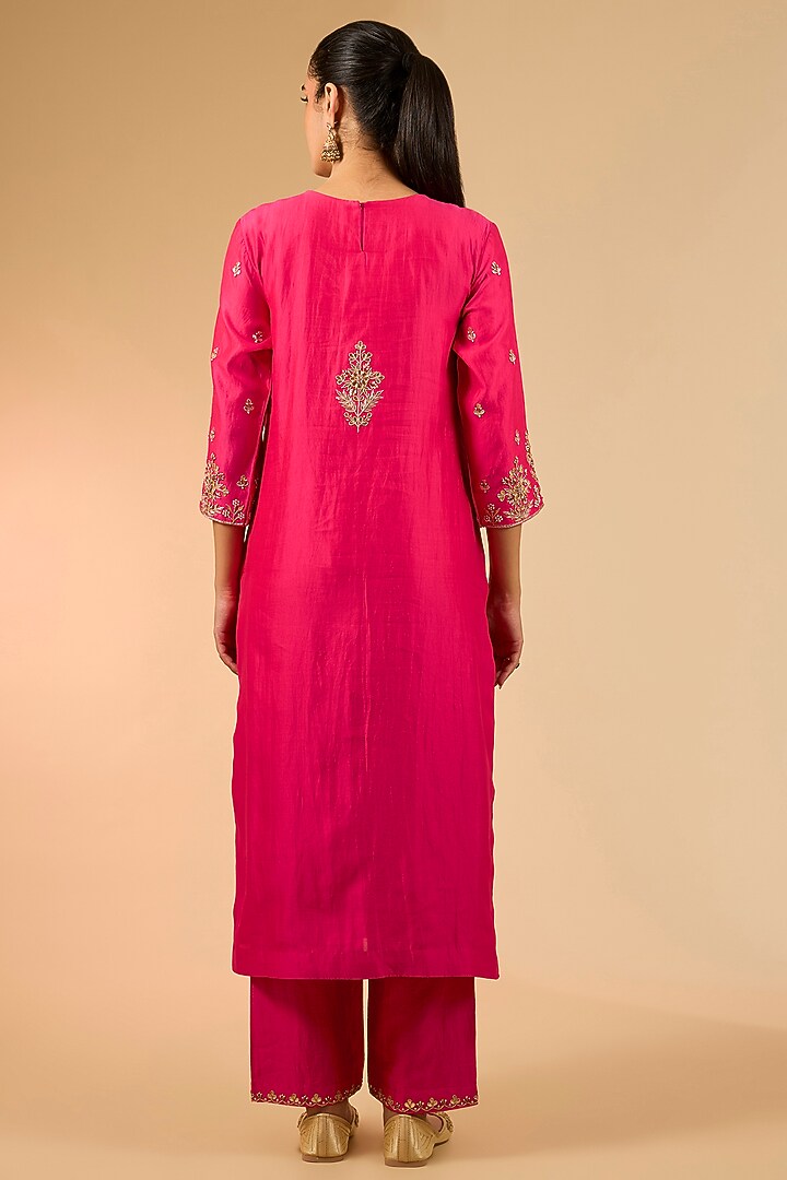 Strawberry Red Spun Silk Gota Work Kurta Set by Surbhi Shah at Pernia's Pop Up Shop