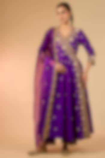 Magenta Spun Silk Marori Work Angrakha Kurta Set by Surbhi Shah at Pernia's Pop Up Shop