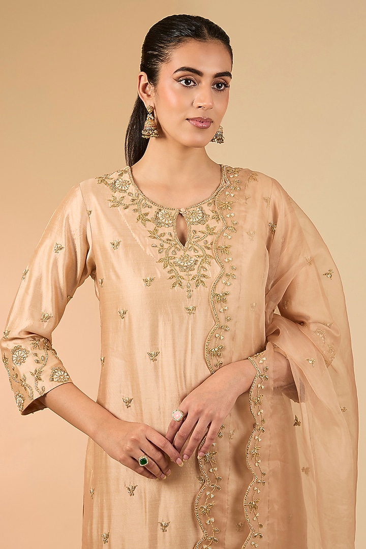 Champagne Spun Silk Marori Work Kurta Set by Surbhi Shah at Pernia's Pop Up Shop