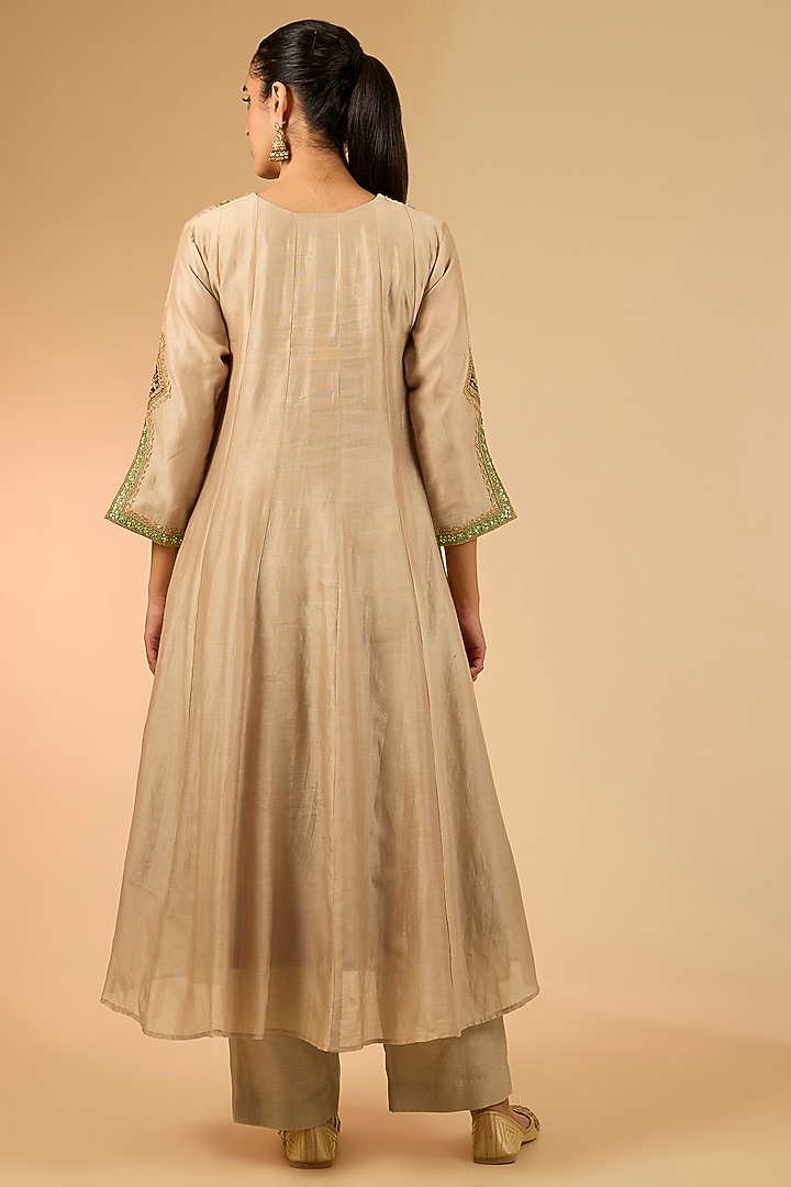 Pearl White Chanderi Marori Work Wedding Anarkali Set by Surbhi Shah at Pernia's Pop Up Shop