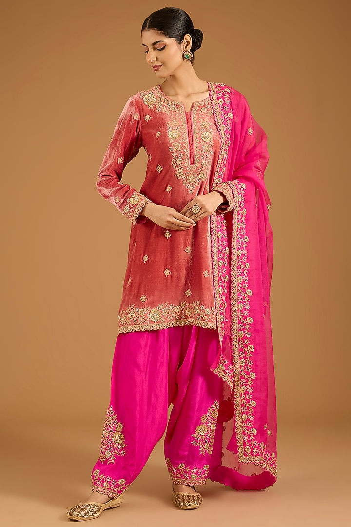 Old Rose Velvet Marori Hand Embroidered Kurta Set by SURBHI SHAH at Pernia's Pop Up Shop