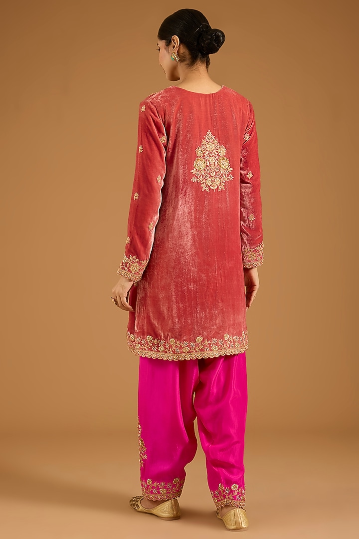 Old Rose Velvet Marori Hand Embroidered Kurta Set by SURBHI SHAH at Pernia's Pop Up Shop