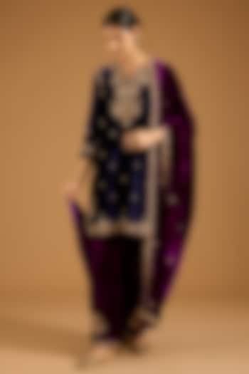 Purple Velvet Marori Embroidered Kurta Set by SURBHI SHAH at Pernia's Pop Up Shop