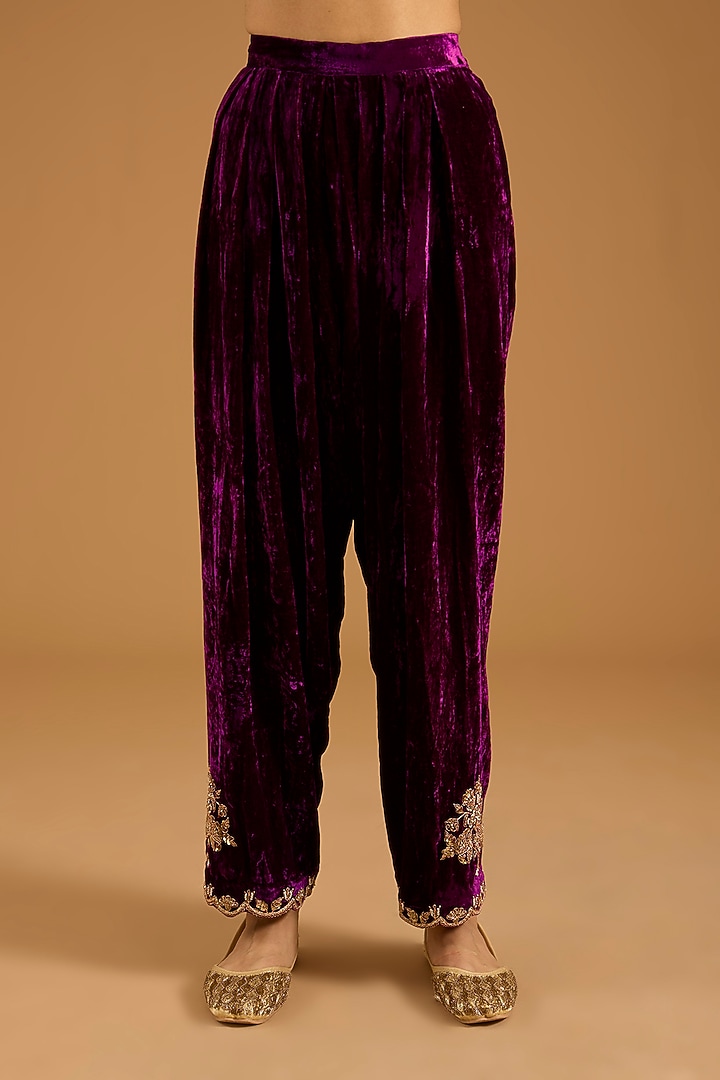 Purple Velvet Marori Embroidered Kurta Set by SURBHI SHAH at Pernia's Pop Up Shop