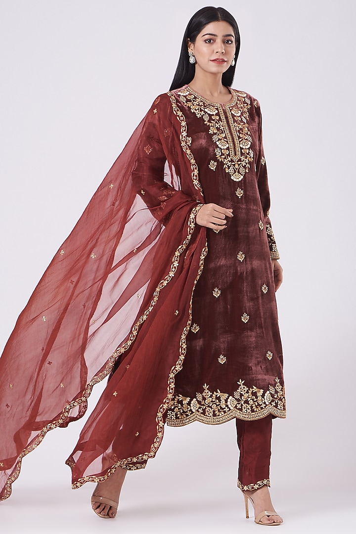 Brown Silk Velvet Embroidered Kurta Set by SURBHI SHAH at Pernia's Pop Up Shop