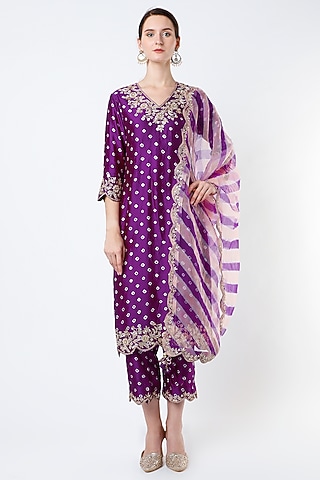 Dark Purple Hand Embroidered Kurta Set by SURBHI SHAH