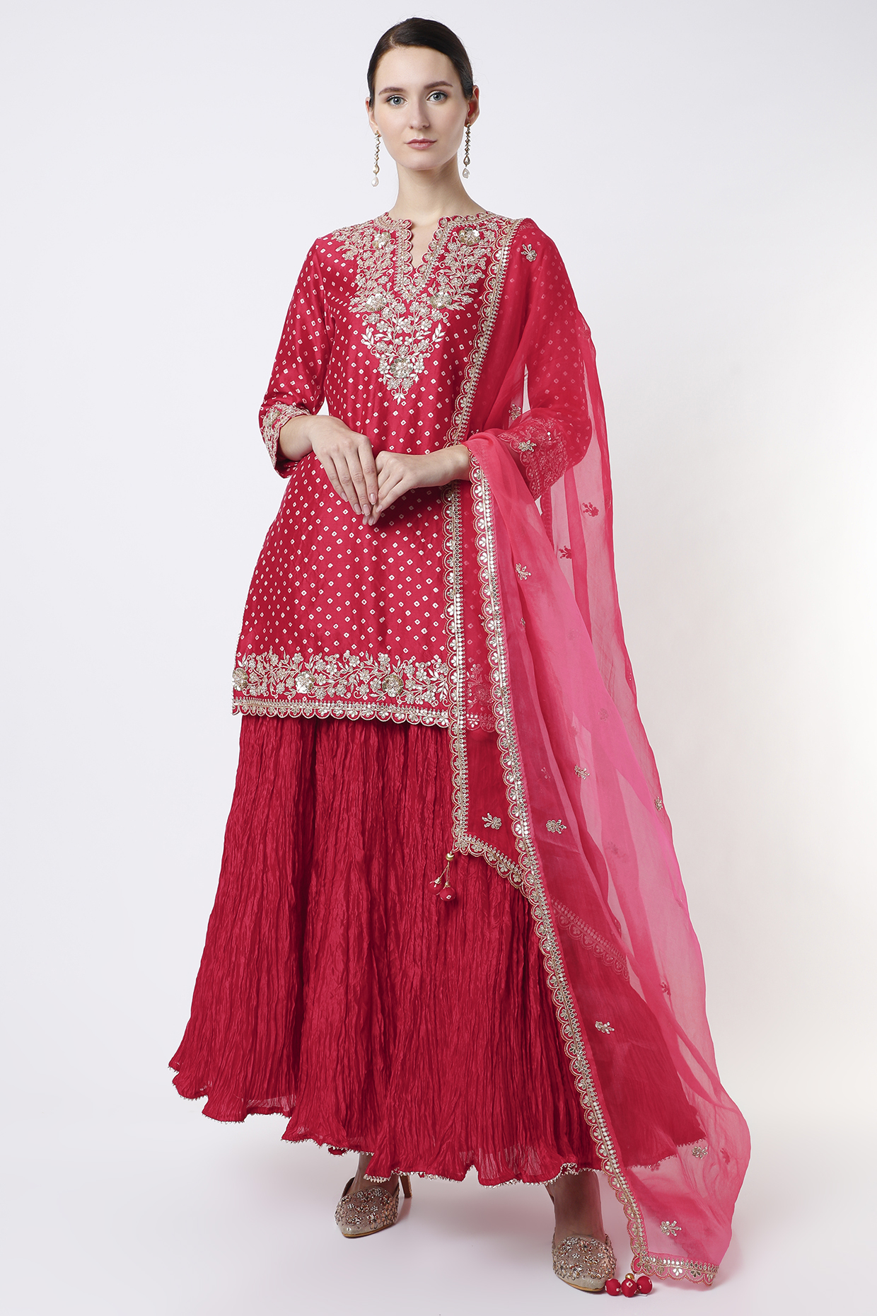 Fiery Red Hand Embroidered Kurta Set by SURBHI SHAH at Pernia's Pop Up Shop