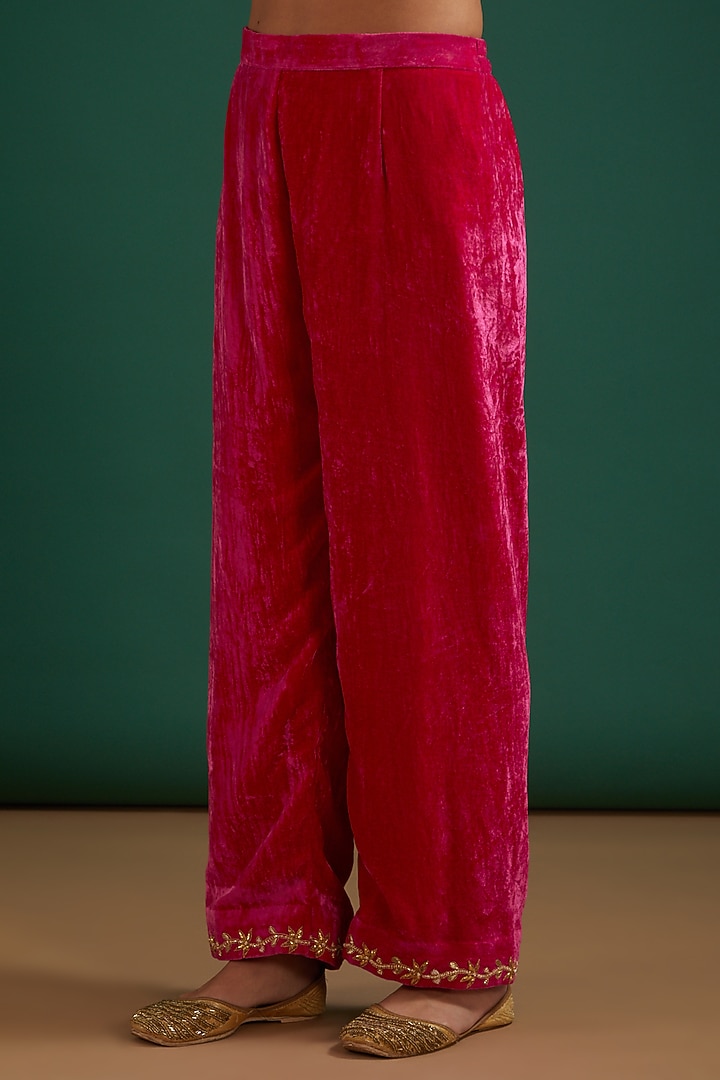 Rani Pink Embroidered Kurta Set by SURBHI SHAH at Pernia's Pop Up Shop