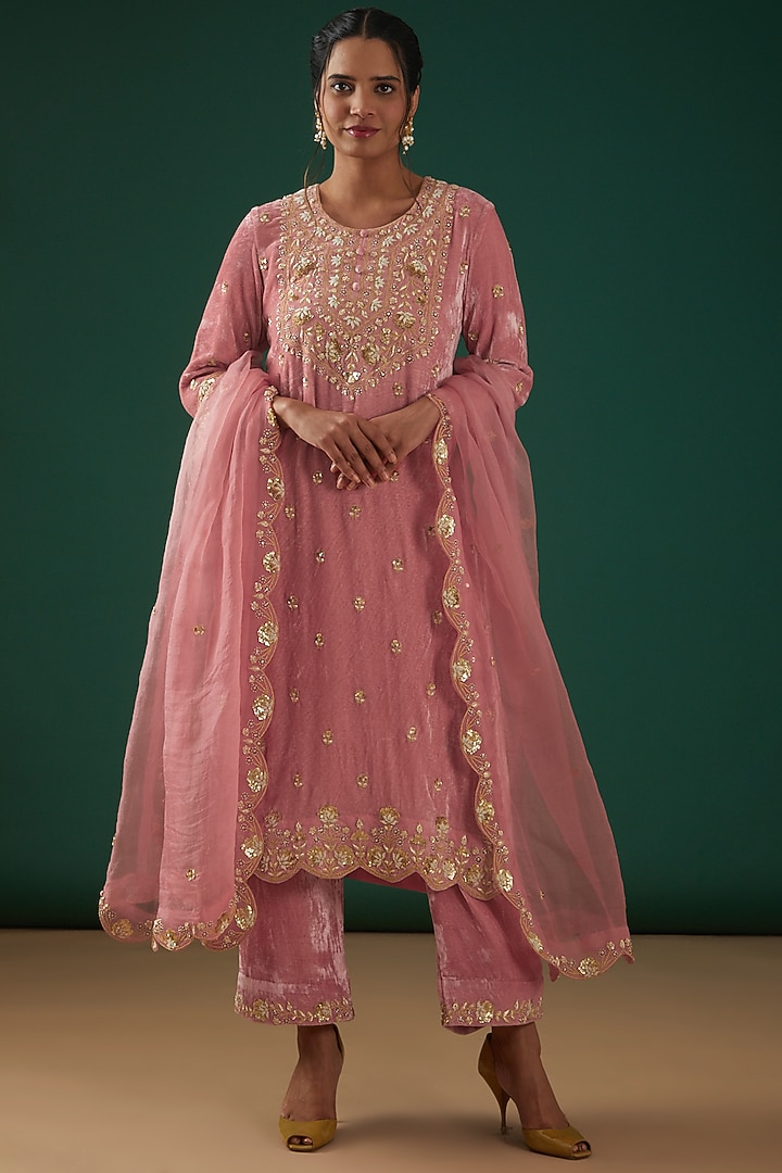 Rose Gold Velvet Hand Embroidered Kurta Set by SURBHI SHAH at Pernia's Pop Up Shop