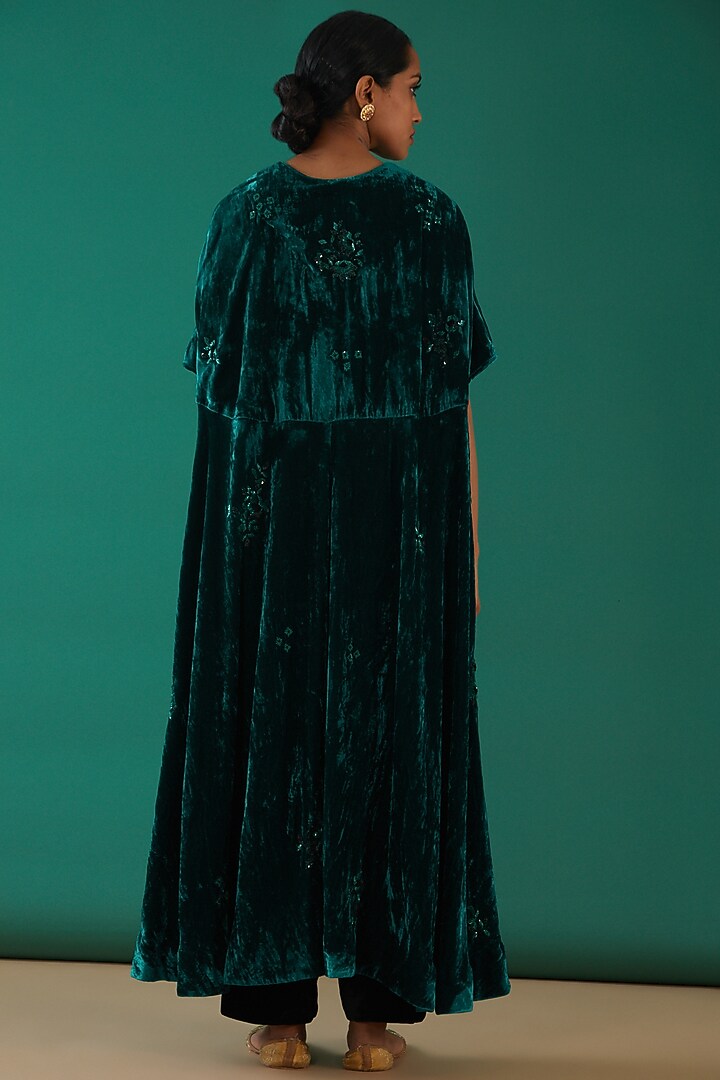 Teal Green Pure Velvet Hand Embroidered Cape Set by SURBHI SHAH at Pernia's Pop Up Shop