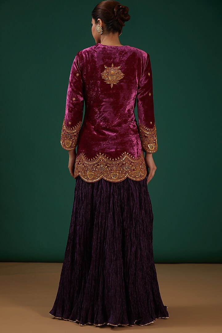 Magenta Hand Embroidered Jacket Set by SURBHI SHAH at Pernia's Pop Up Shop