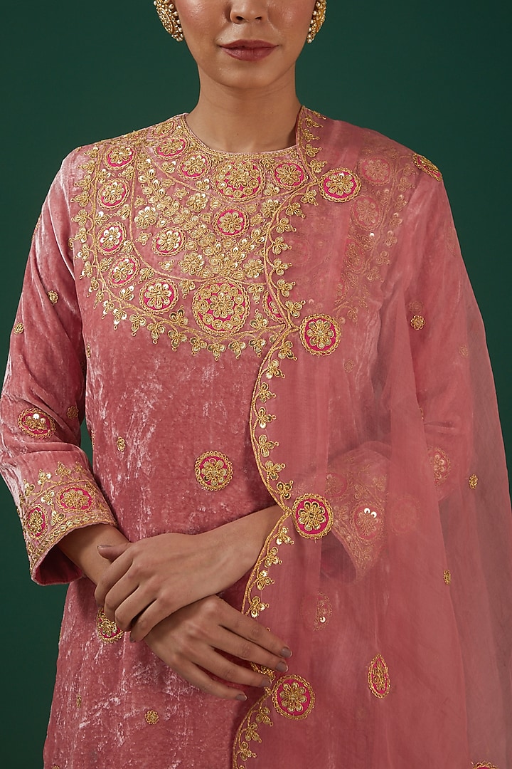 Rose Gold Hand Embroidered Kurta Set by SURBHI SHAH at Pernia's Pop Up Shop
