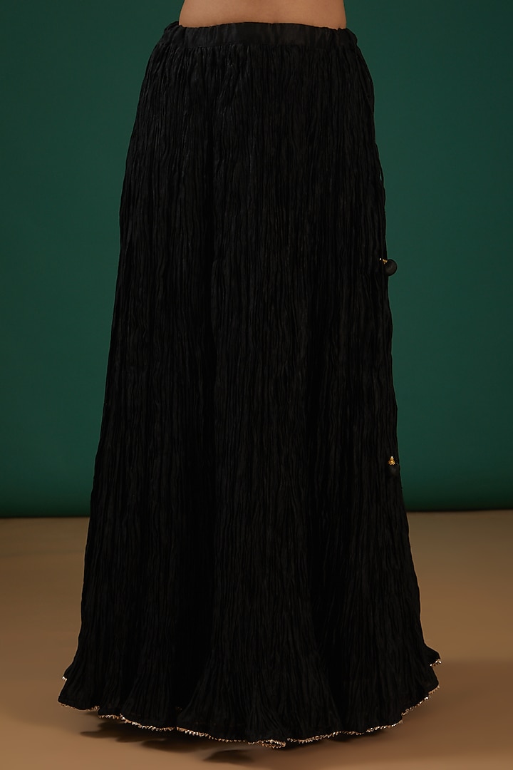 Emerald Green Hand Embroidered Jacket Set by SURBHI SHAH at Pernia's Pop Up Shop