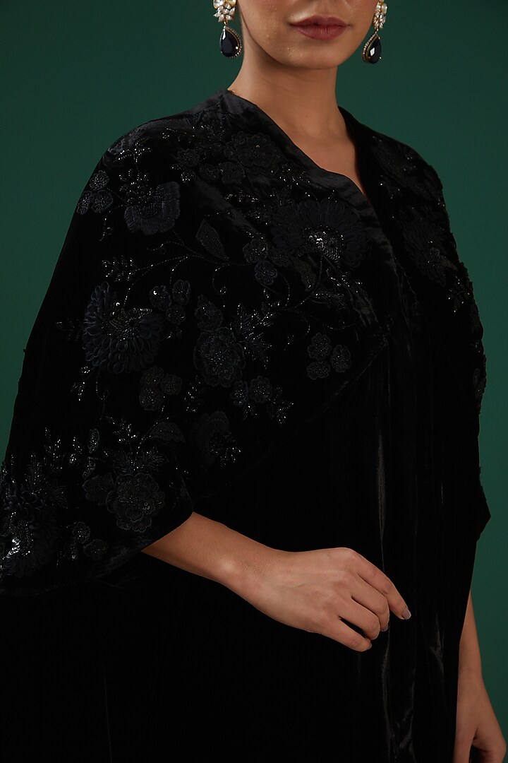 Black Hand Embroidered Cape by SURBHI SHAH at Pernia's Pop Up Shop